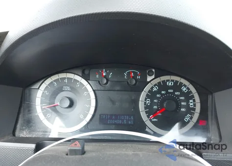 2011 Ford Escape Xlt z USA, uszkodzony, nr VIN 1FMCU9DG2BKB47100